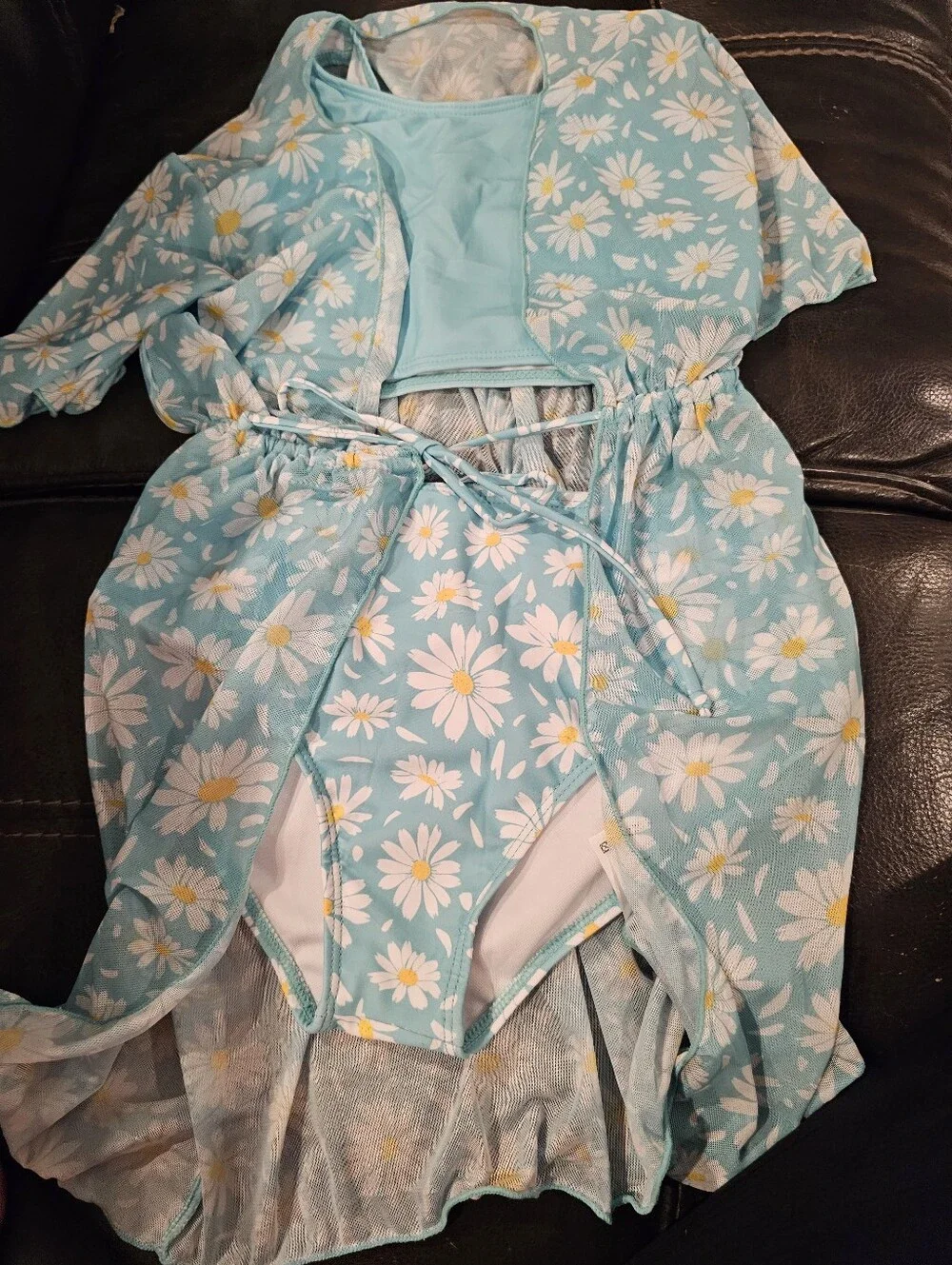 Aqua Kids Daisy Print Two Piece Swimsuit  With Matching Cover-Up Size 12 Girls